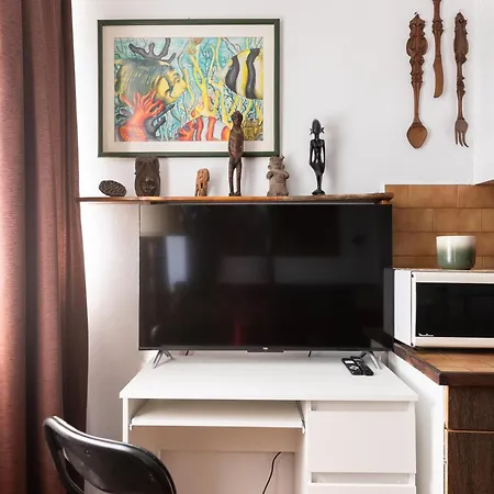 Metro Wilenski Vintage Charm By Bookinghost * Warszawa